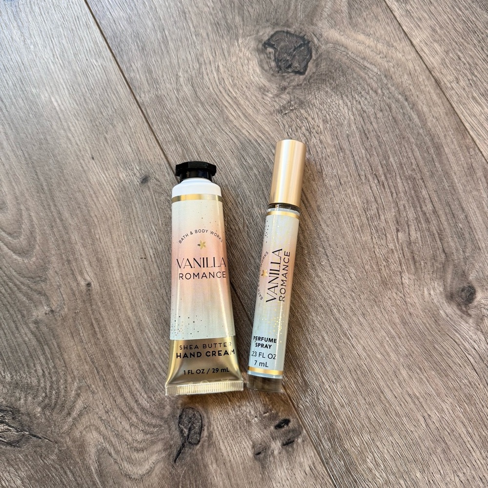 Bath & Body Works Vanilla Romance Hand Cream & Perfume Roller - Cream, Gold